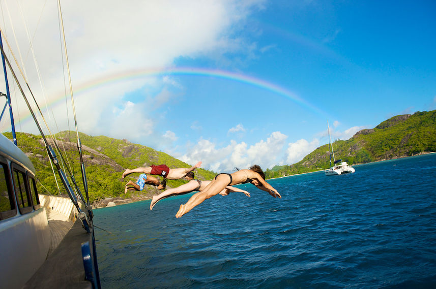 Dive in to the waters of the Seychelles