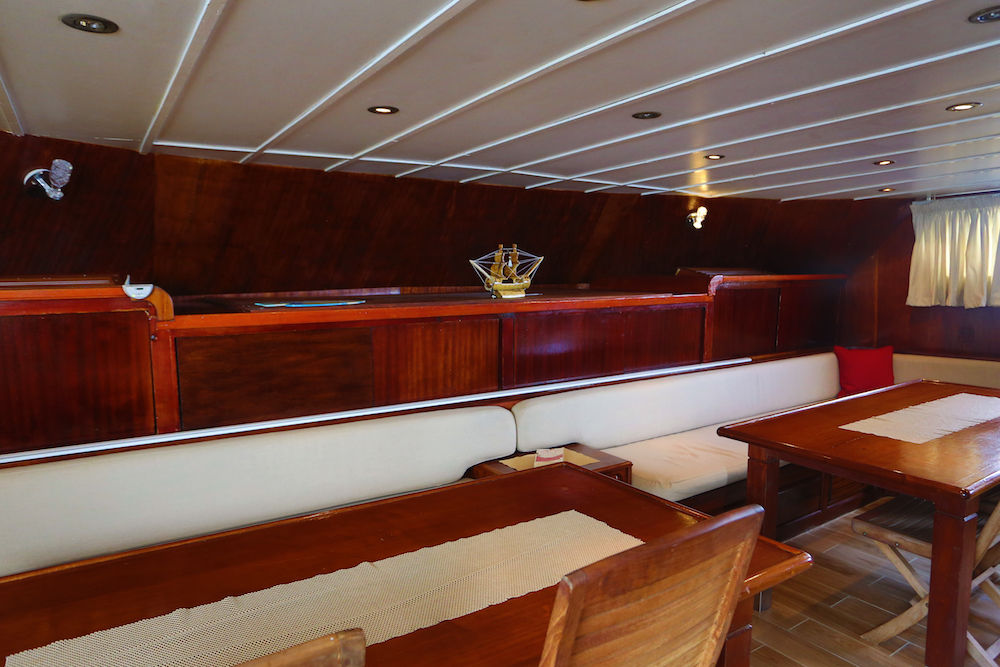 Restaurant - Sea Bird Liveaboard