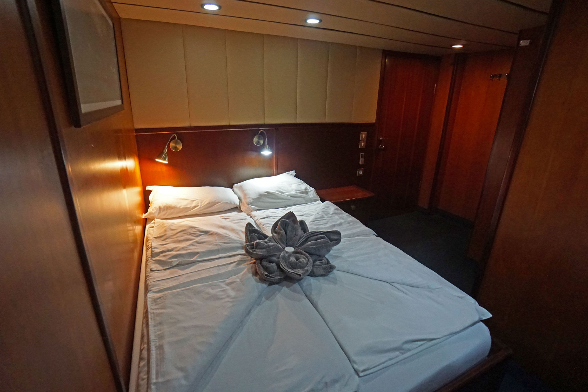 Hutten - Sea Bird Liveaboard