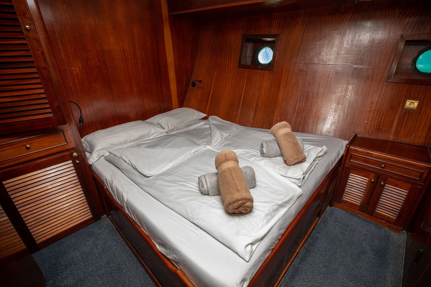 Sea Star Double Cabin