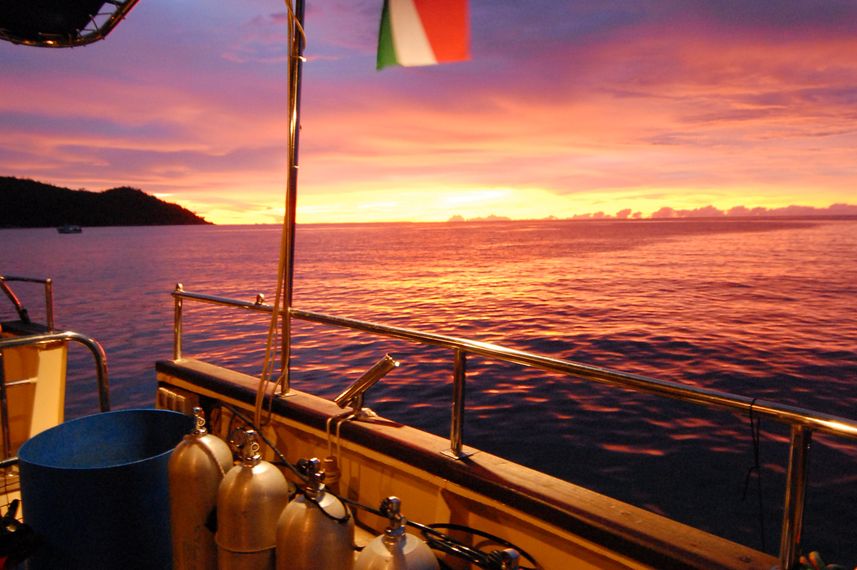 Dive deck - Sea Bird and Sea Star