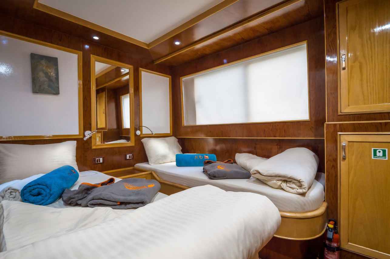Upper Deck Cabin - Emperor Asmaa