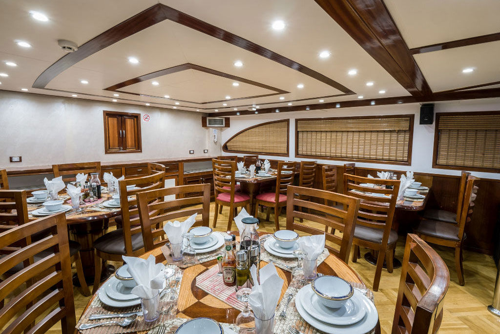 Restaurant - Emperor Asmaa