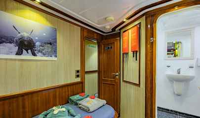 Lower Deck Twin Cabins