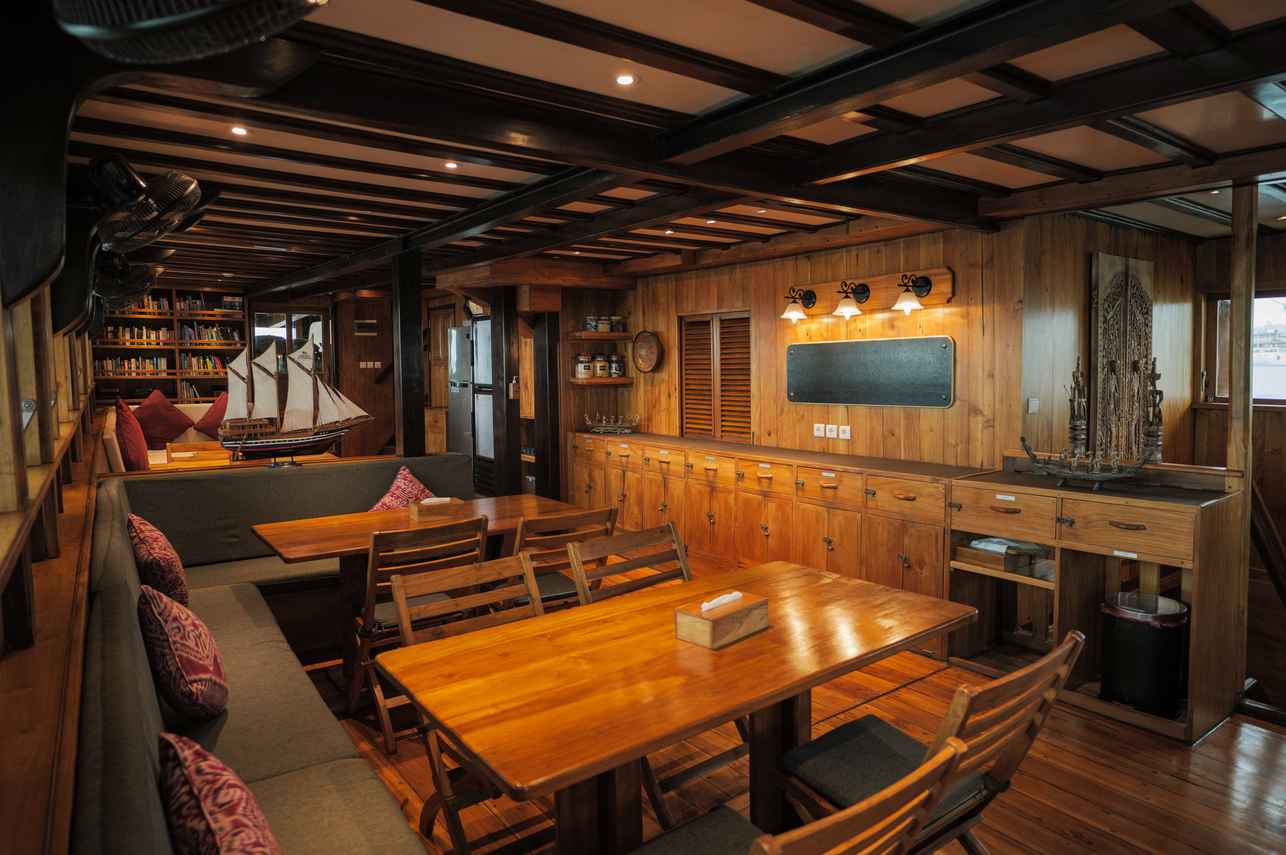 Restaurant - Amira