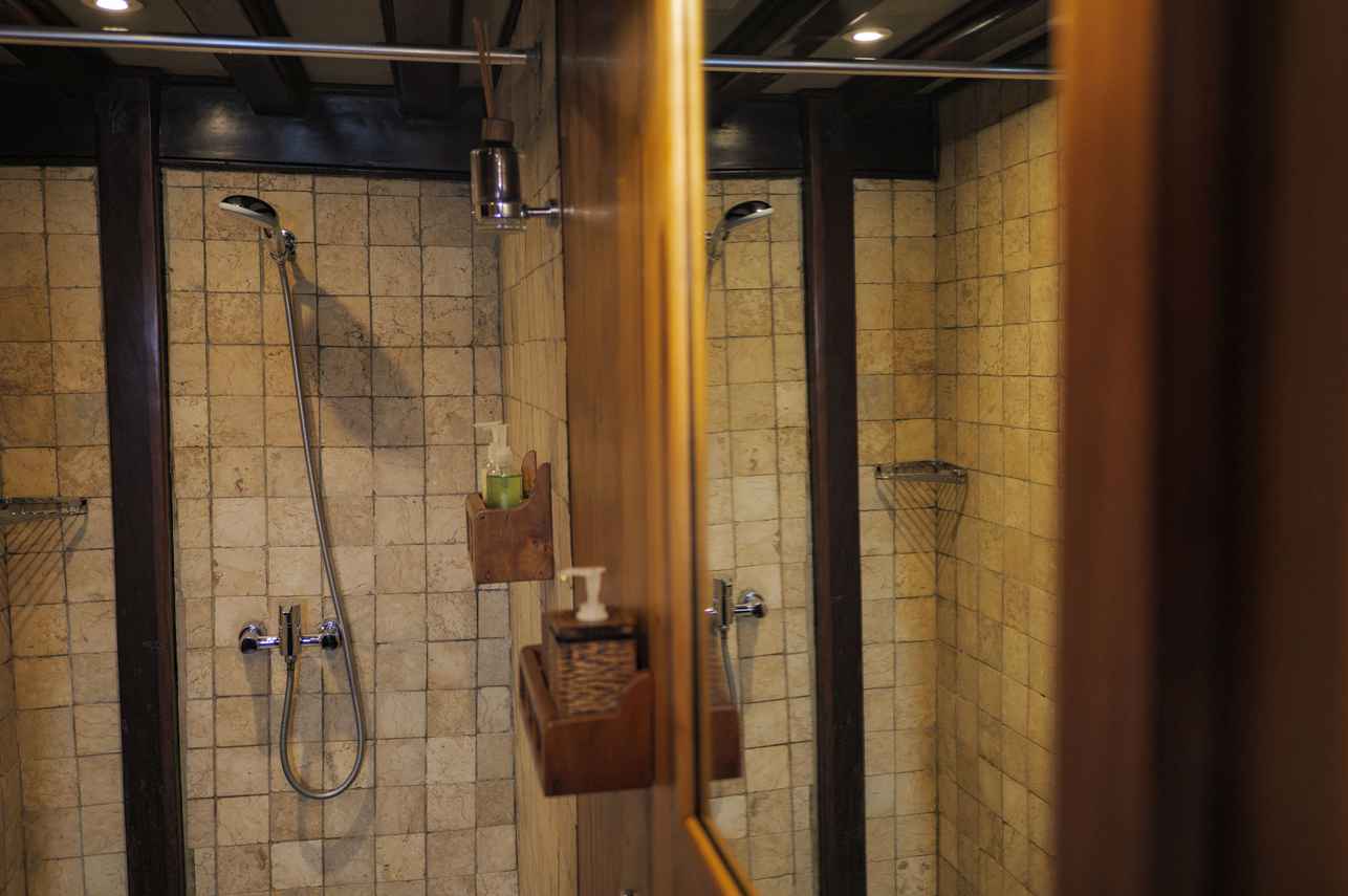 En-suite badkamers - Amira