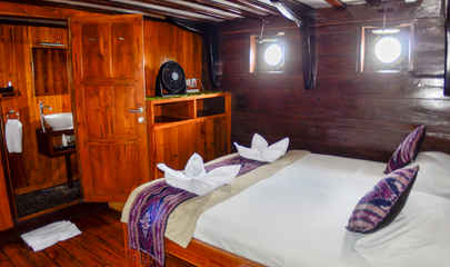 Lower Double Cabins