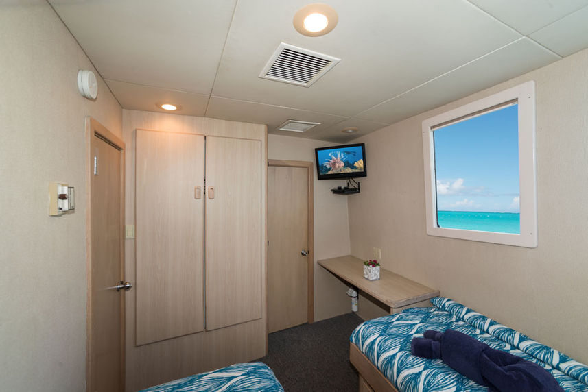 Twin Cabin - Turks and Caicos Explorer