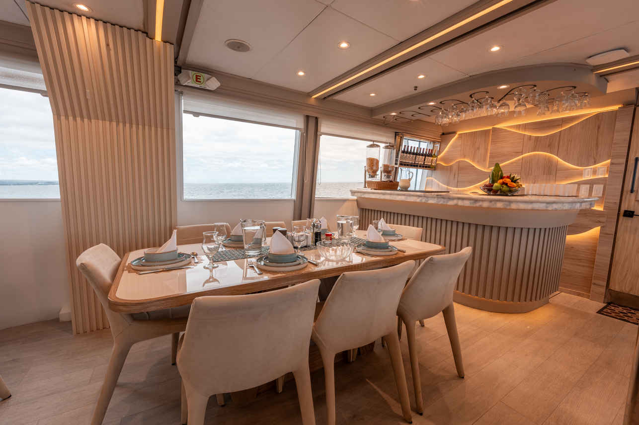 Dining Room - Humboldt Explorer