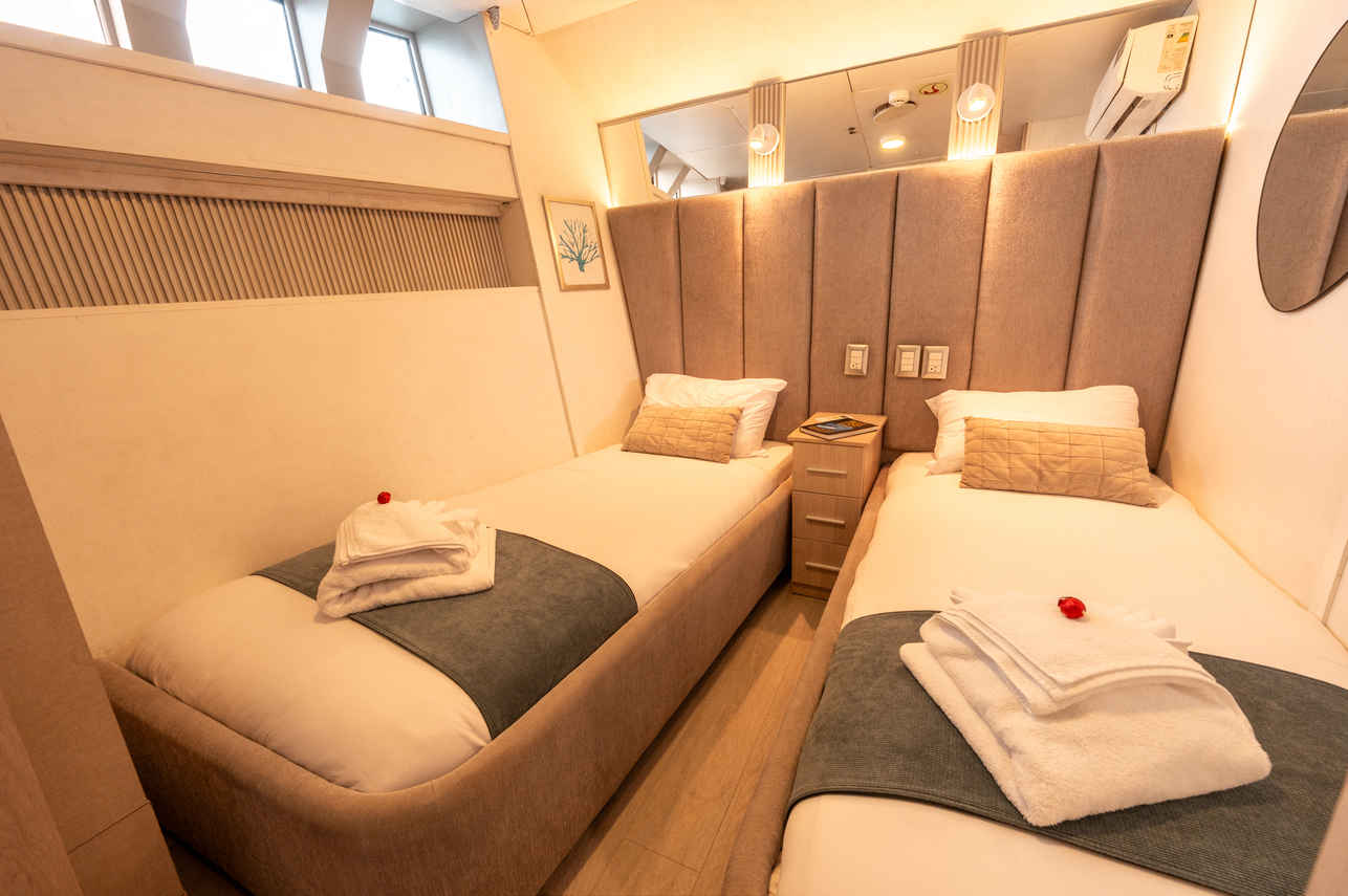Lower Deck Cabin - Humboldt Explorer
