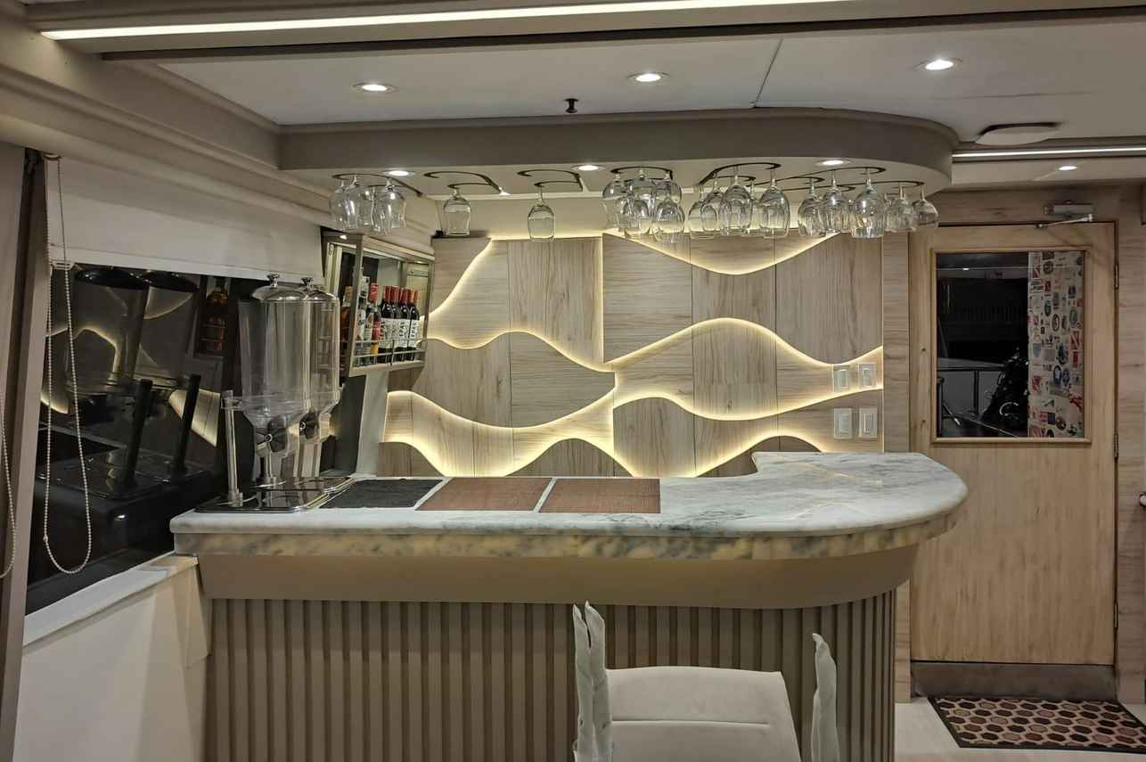 Bar Area - Humboldt Explorer