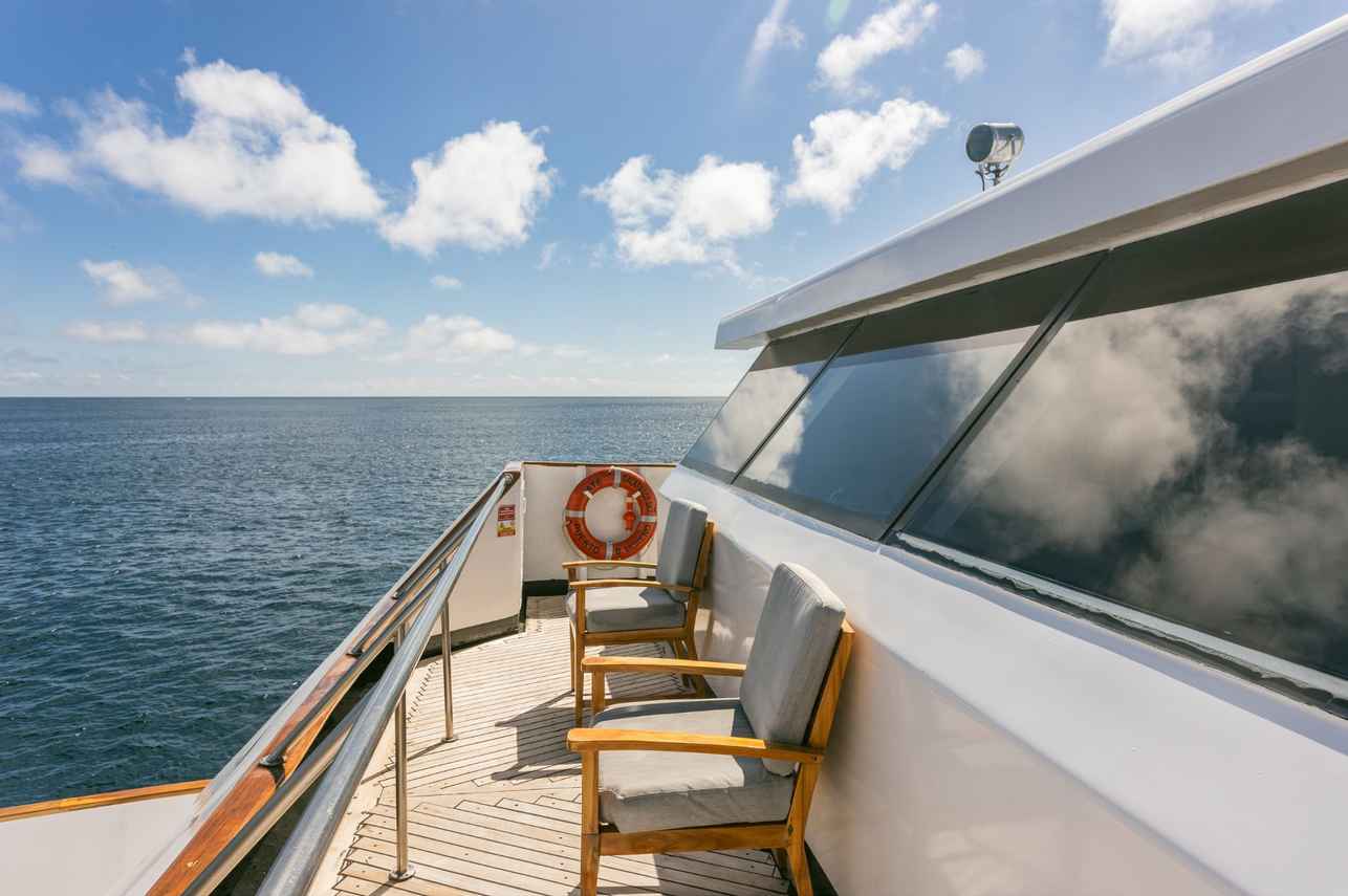 Sun Deck - Galapagos Sky
