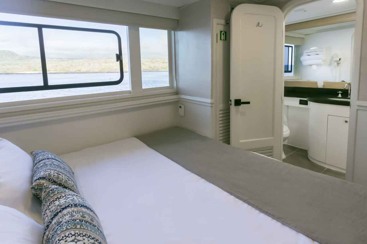 Master Cabin - Galapagos Sky