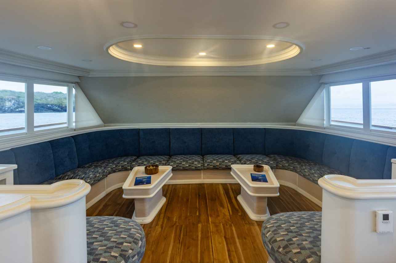 Indoor Saloon - Galapagos Sky