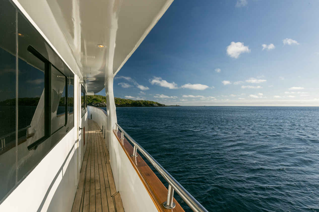 Side Deck