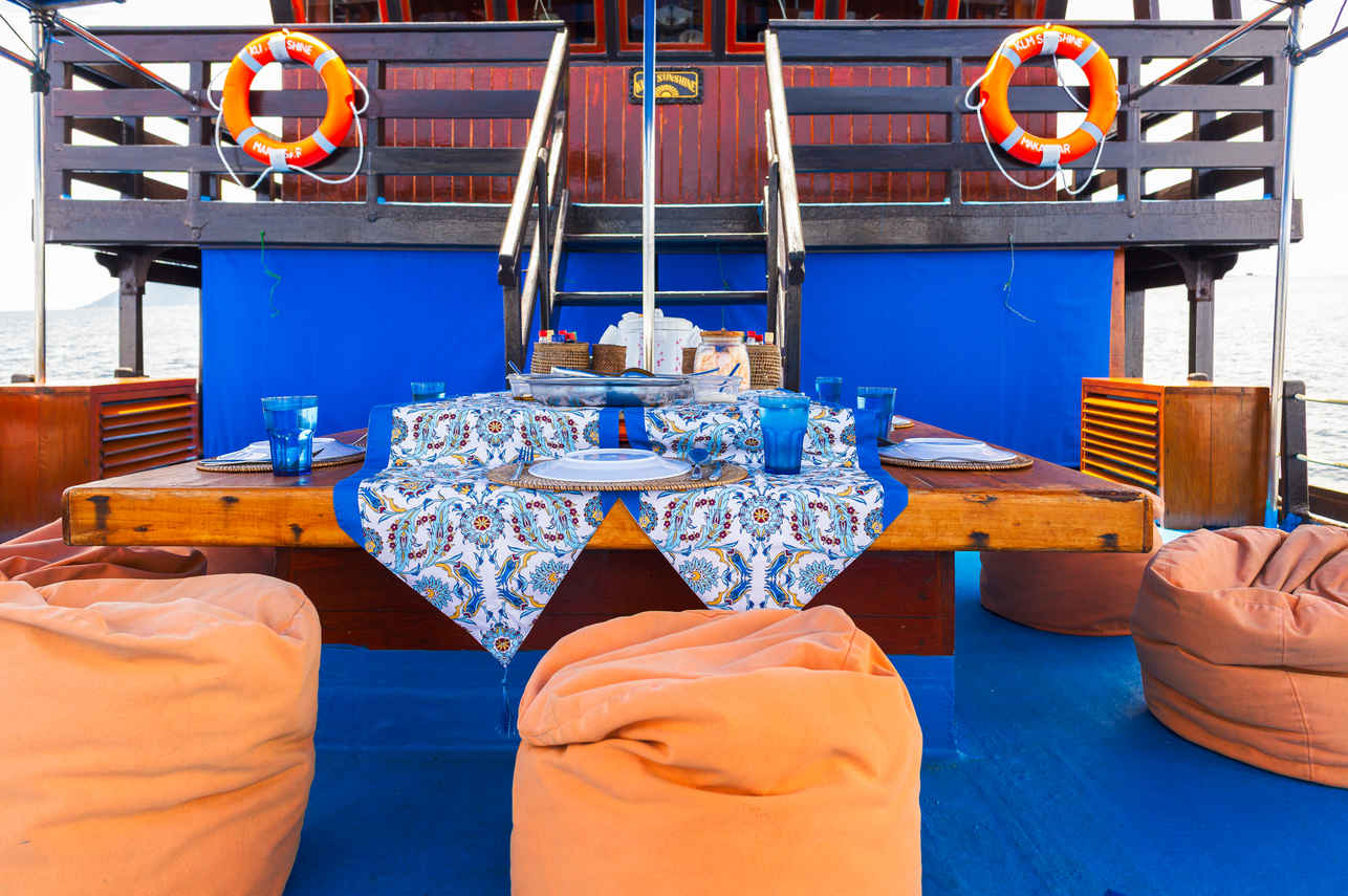 아웃도어 다이닝 - Sunshine