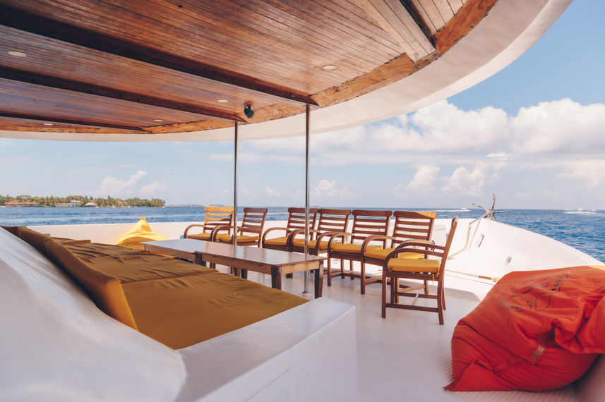 Outdoor Lounge - Princess Rani