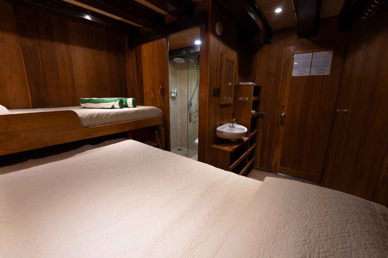 Double Cabin - Pindito
