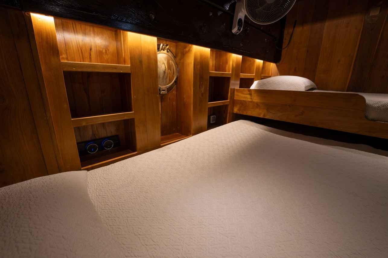Double Cabin - Pindito