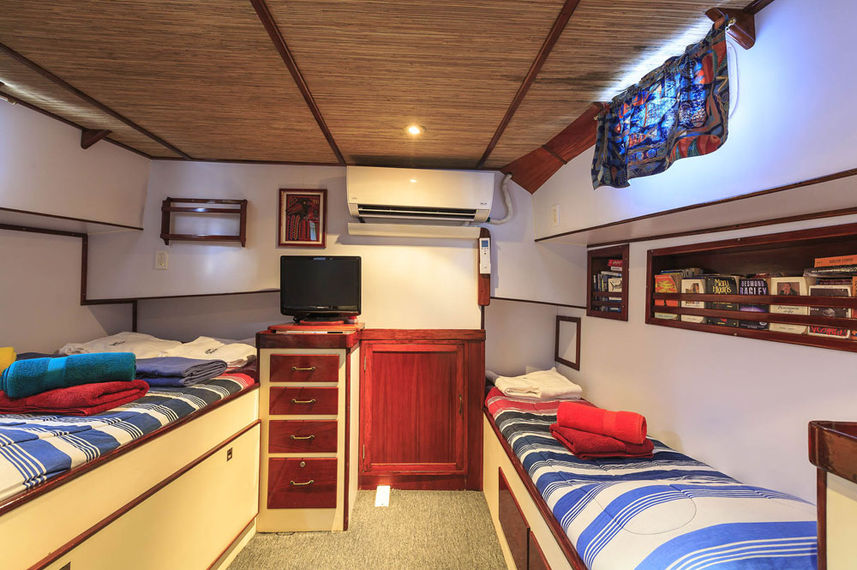Cabine Dupla Solteiro - Ocean Hunter 1
