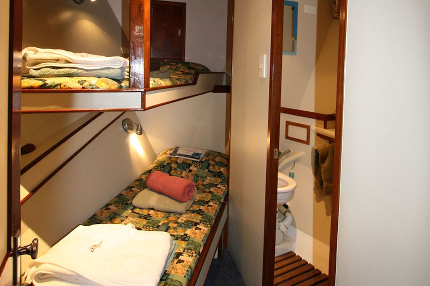 Cabine Dupla Solteiro - Ocean Hunter 1