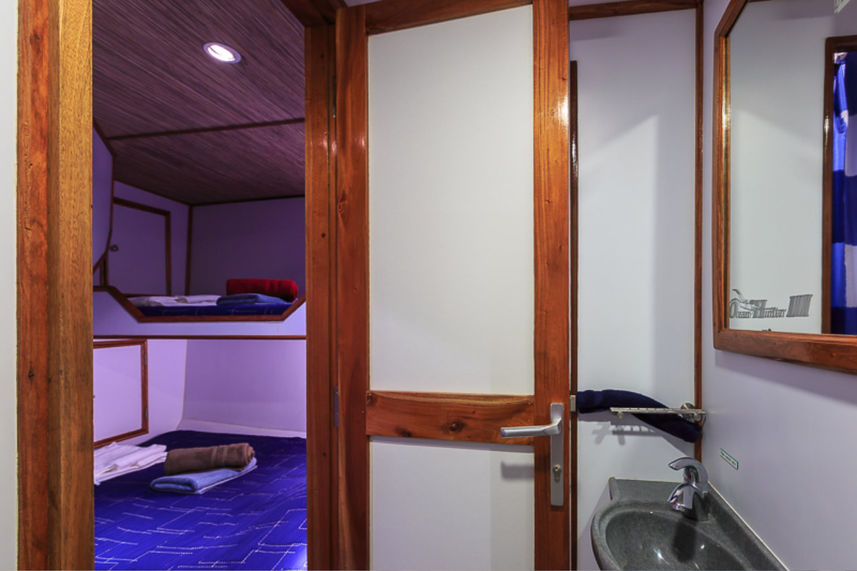 Master Cabin - Ocean Hunter 3