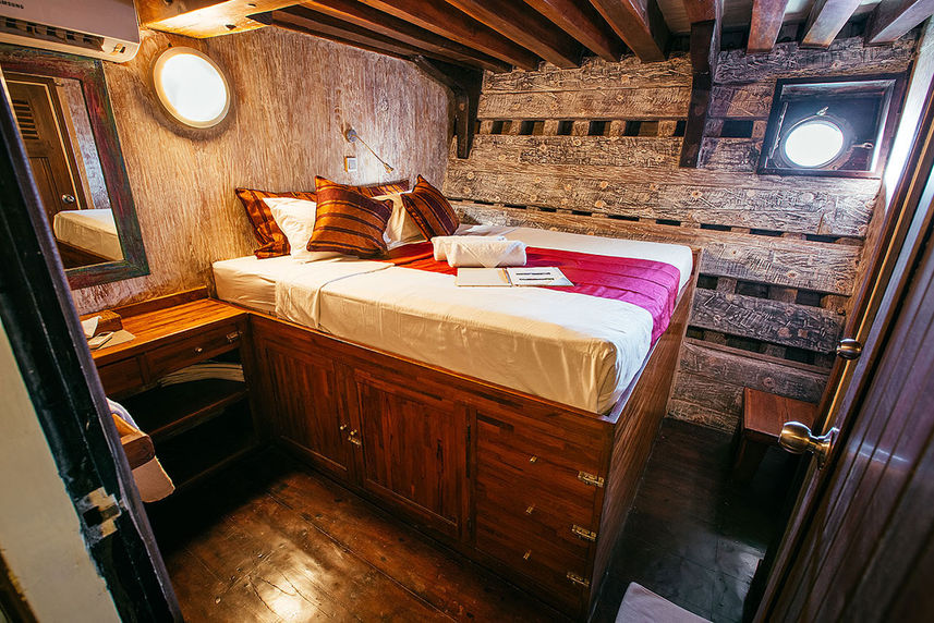 Double Cabin 6