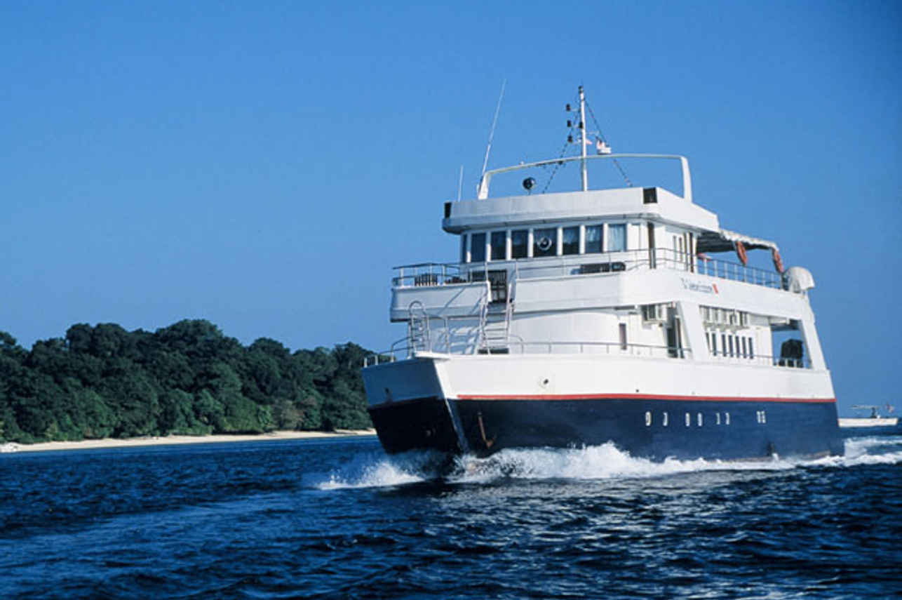 Celebes Explorer