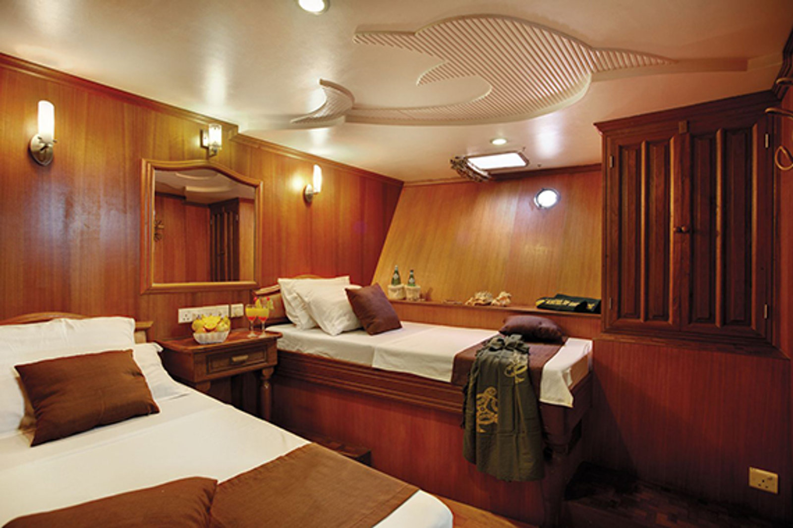 Lower Deck Twin Cabins (# 3 & 6), photo 1