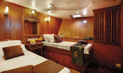 Lower Deck Twin Cabins (# 3 & 6)