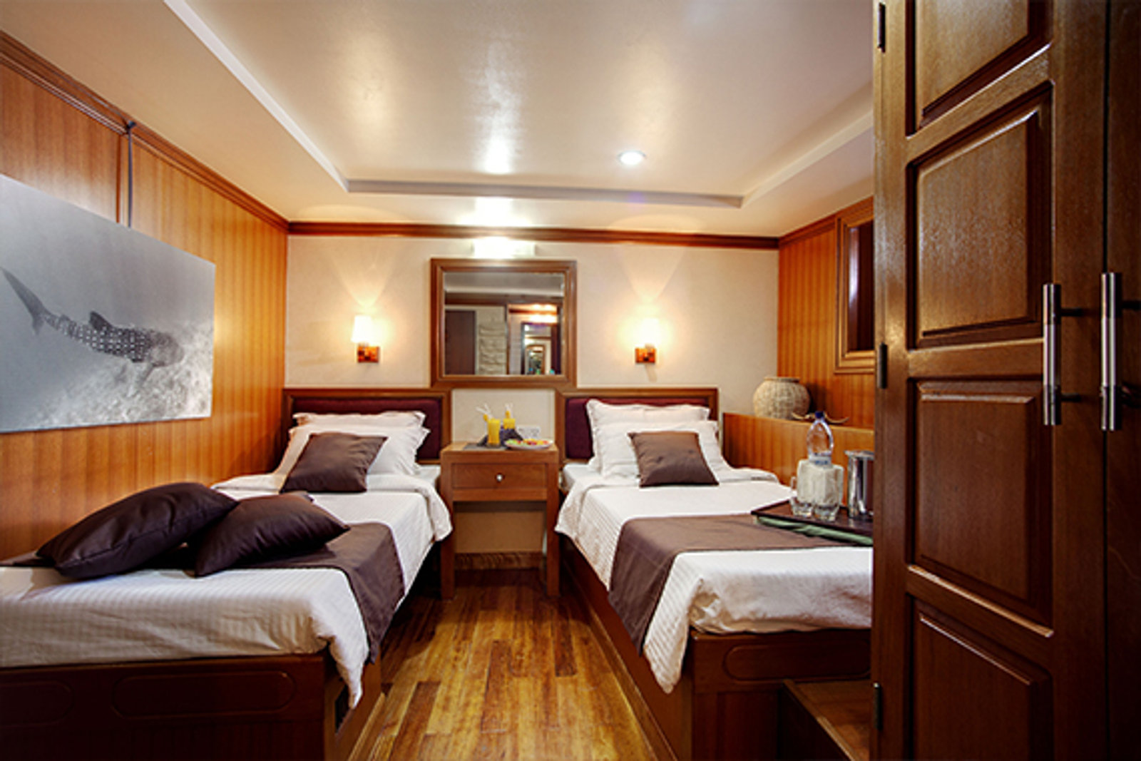 Lower Deck Twin Cabins (# 3 & 6), photo 1