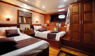 Lower Deck Double/Twin Cabins (# 1, 2, 7 & 8)
