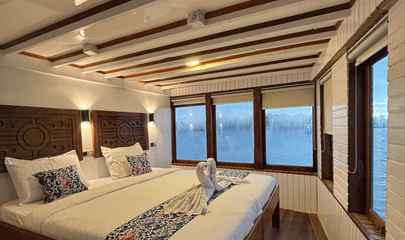 Seaview Suite Cabins