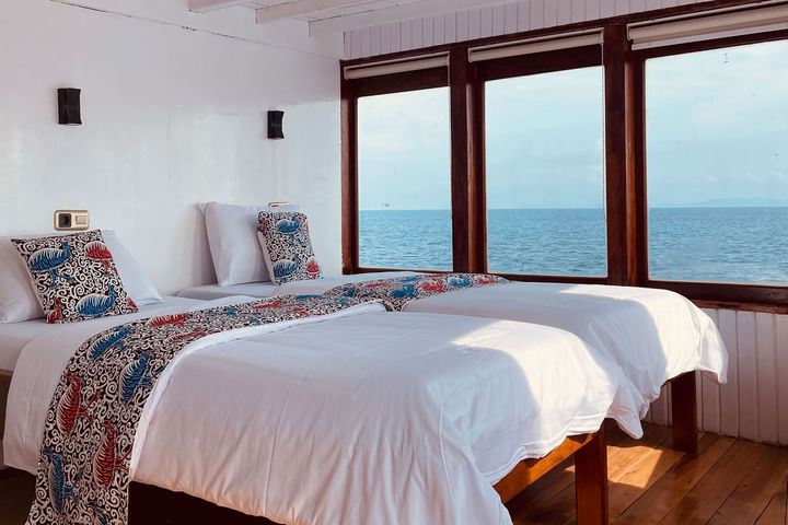 Seaview Suite Cabins