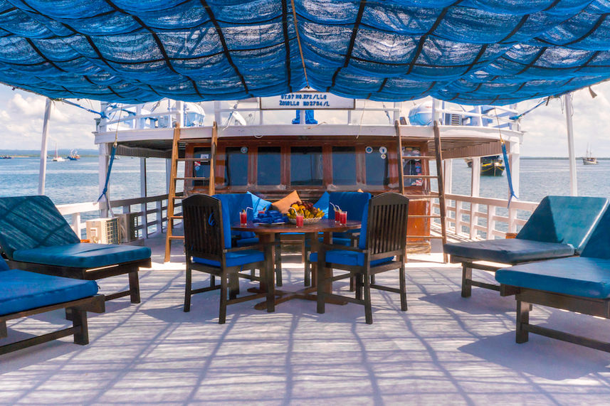 Sun Deck - Pearl of Papua