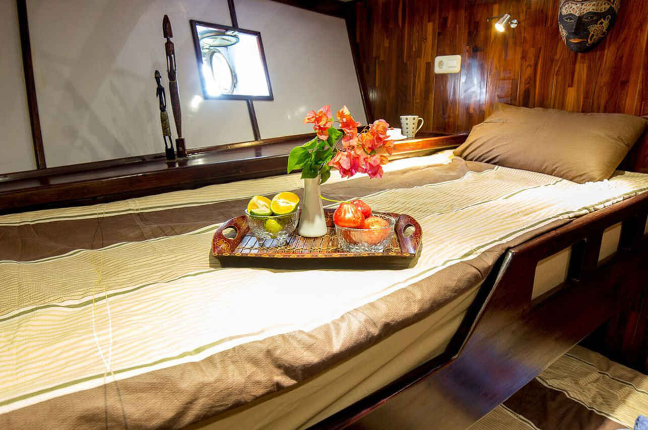 Cabin nr.2 or 3 (Twin) - Euphoria Liveaboard