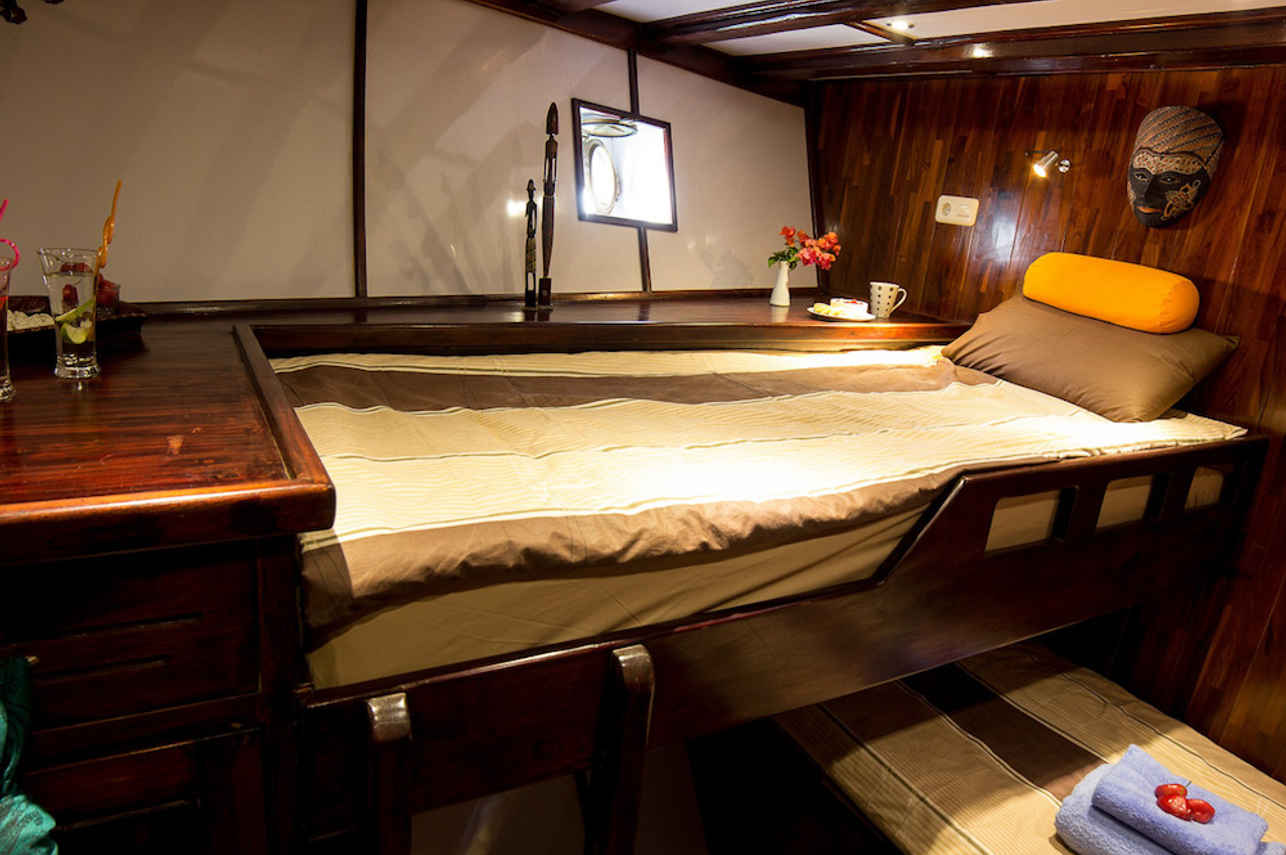 Cabin nr.2 or 3 (Twin) - Euphoria Liveaboard