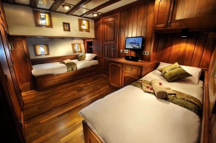 Premium Twin Cabins