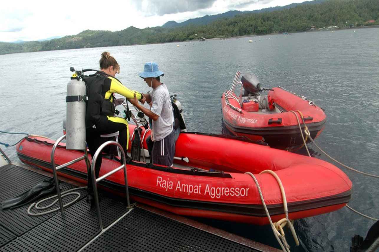 #divetender - Raja Ampat Aggressor