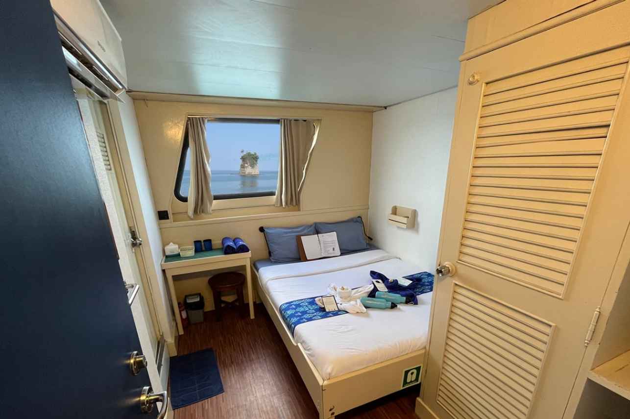 Master Staterooms - Upper Deck