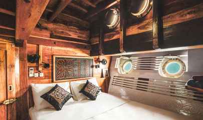 Double Cabin