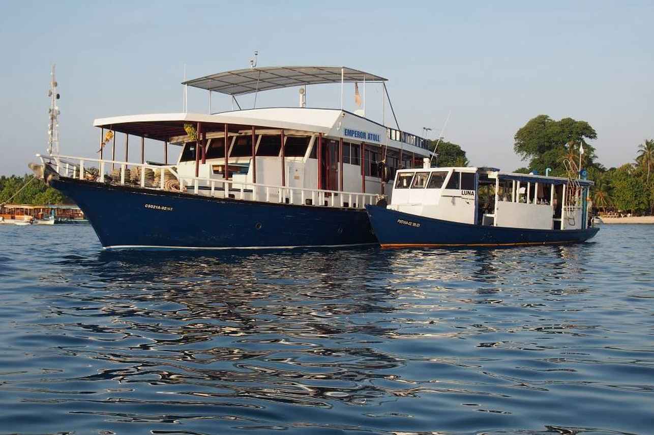 Emperor Atoll Liveaboard Maldives