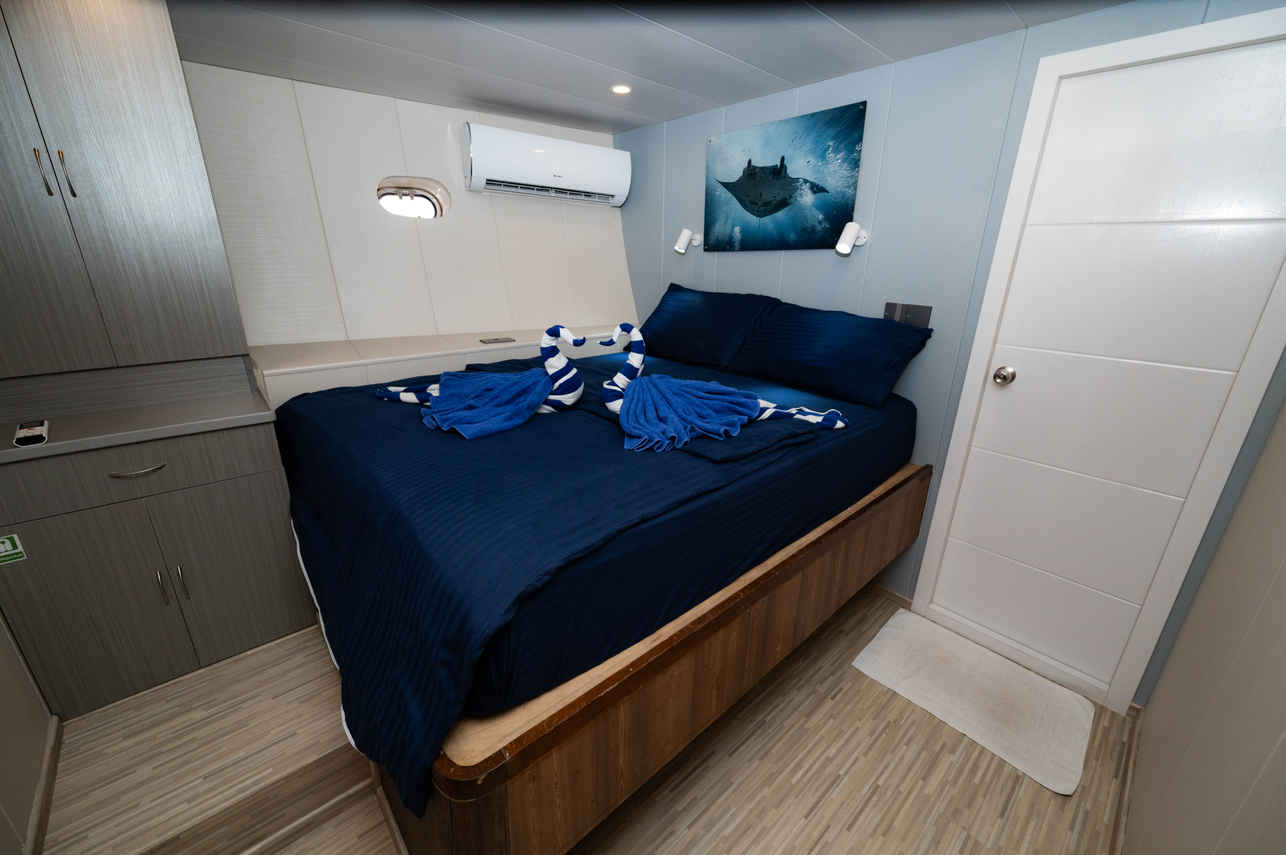 Lower Deck Double Cabin