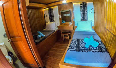 Upper Deck Twin Cabins