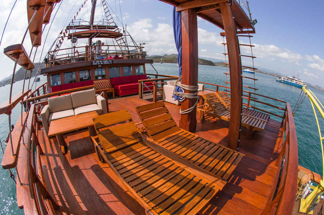 Top Deck