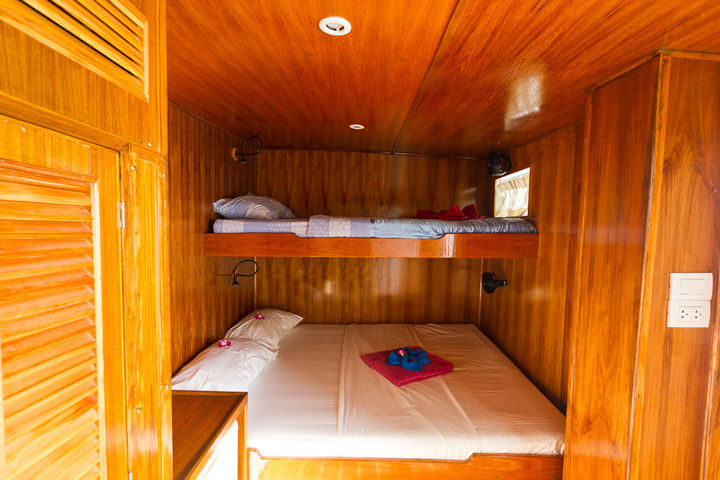 Deluxe Cabins