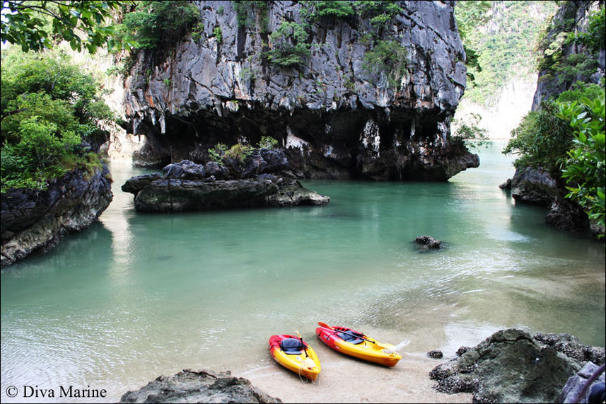 Kayaking through the Islands