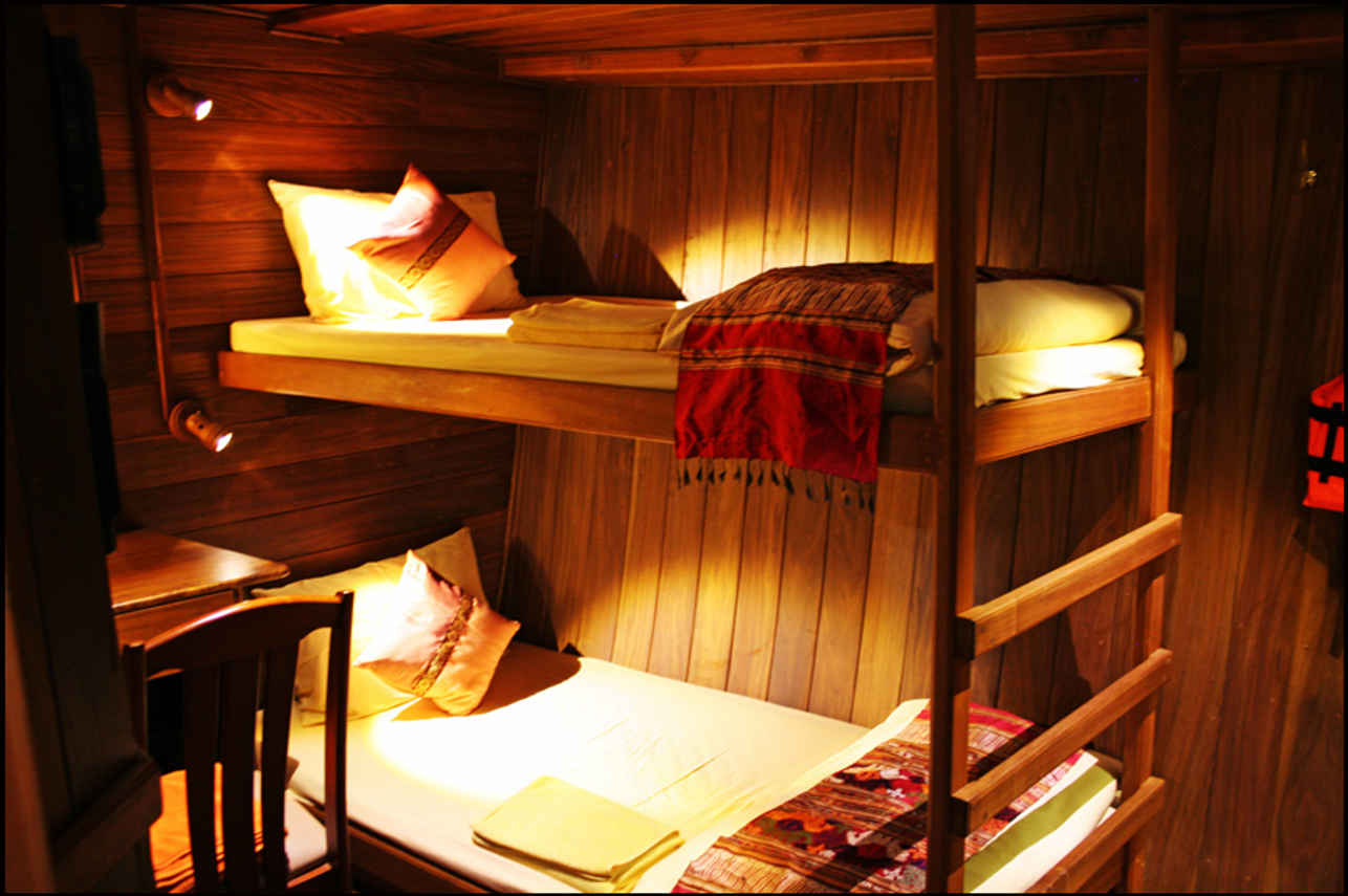 Twin Cabin