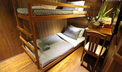Twin Cabin