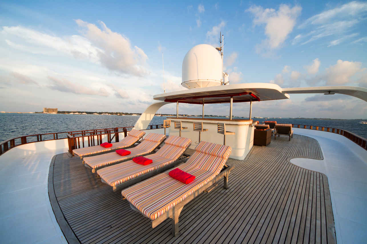 Открытая палуба - Dune Theia